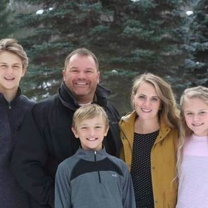 Meet your Posher, Joy